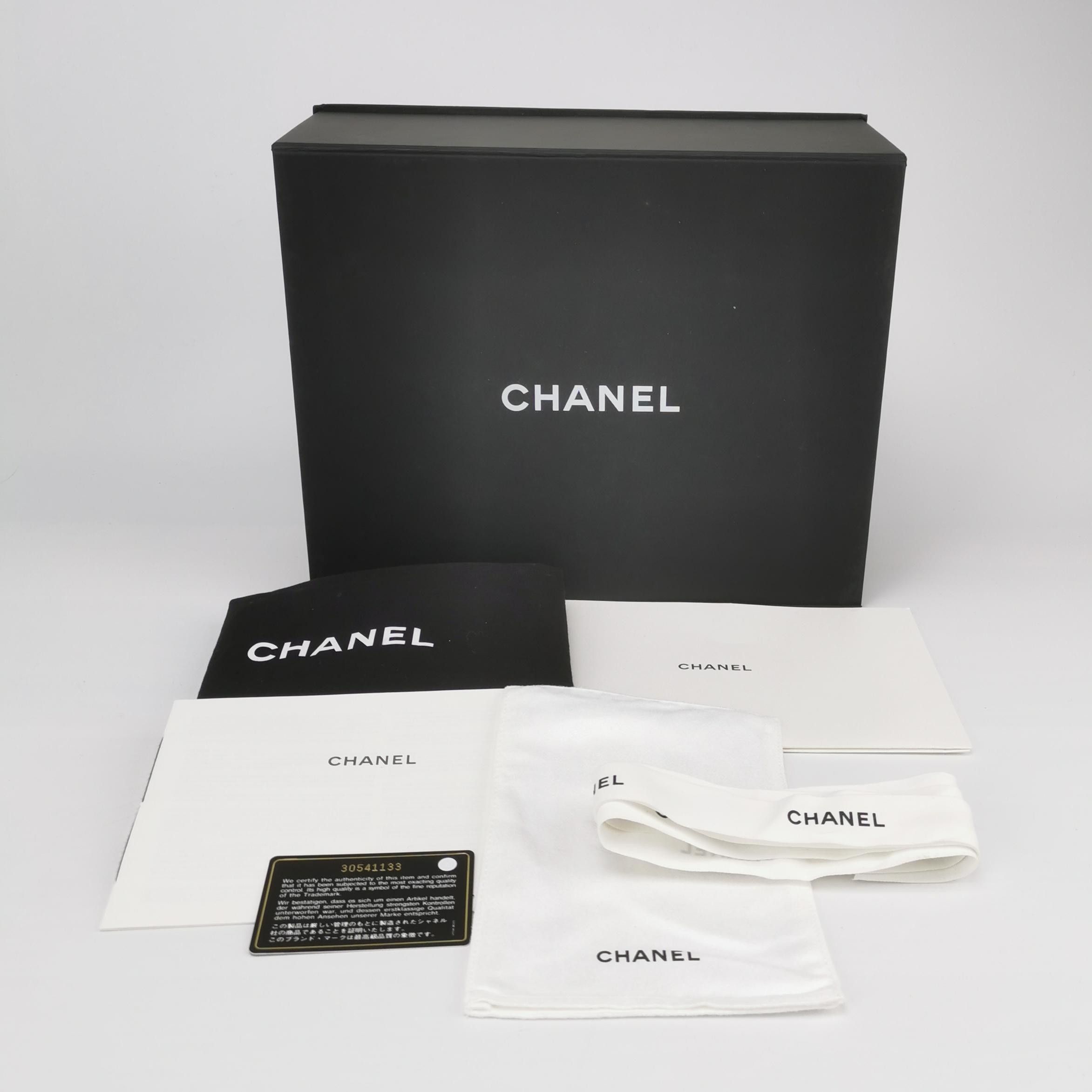 Chanel Chanel Women os Shoulder Bags Size ONE SIZE - 9 Thumbnail