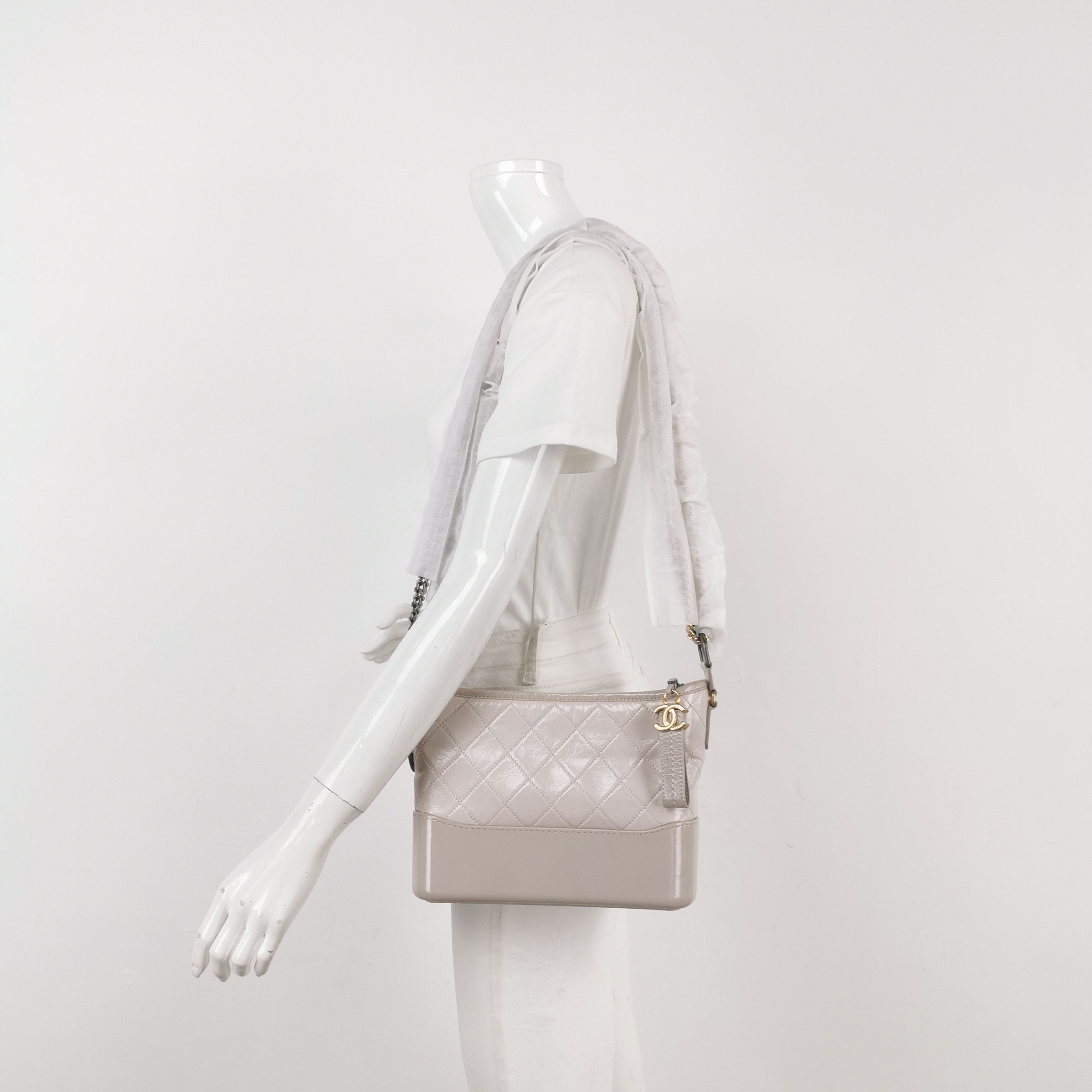 Chanel Chanel Women os Shoulder Bags Size ONE SIZE - 2 Thumbnail