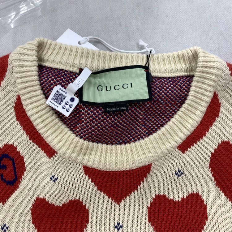 Gucci Gucci Heart Logo Knit Sweater M Size US M / EU 48-50 / 2 - 5 Thumbnail