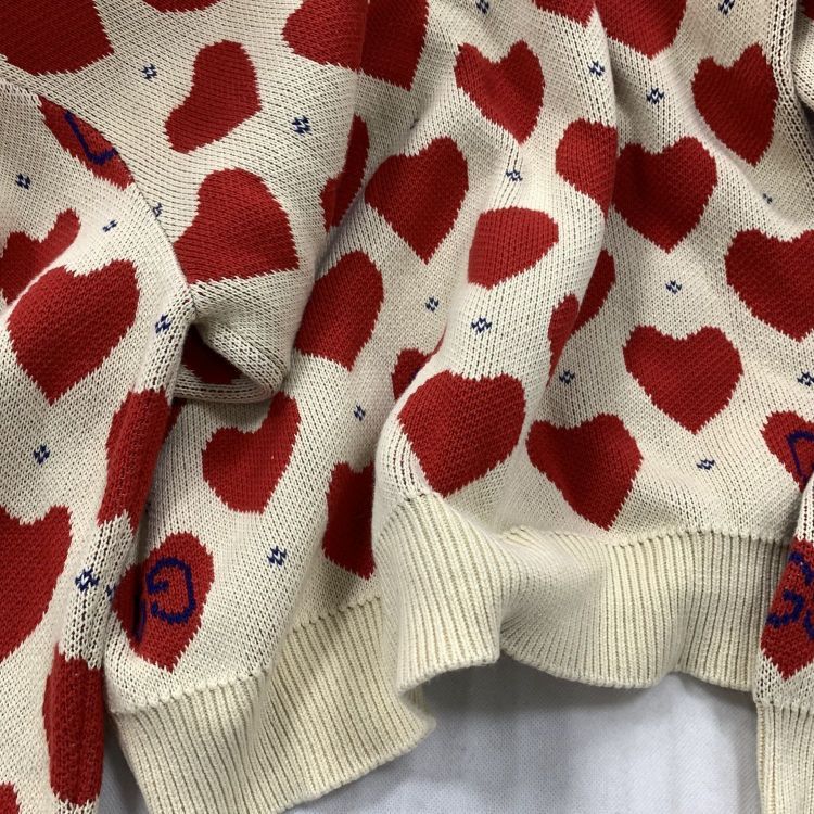 Gucci Gucci Heart Logo Knit Sweater M Size US M / EU 48-50 / 2 - 7 Thumbnail