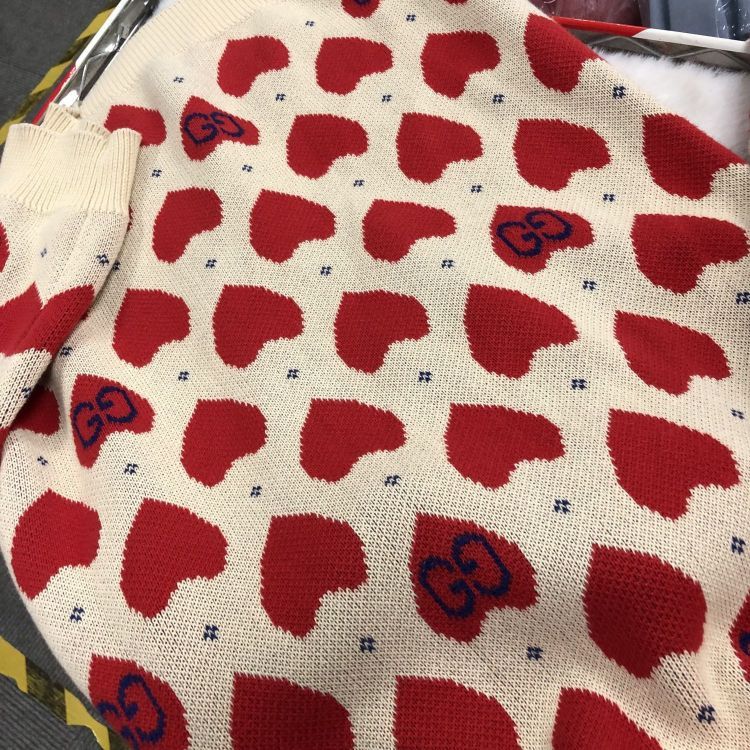 Gucci Gucci Heart GG Knit Sweater Size XXL Size US XXL / EU 58 / 5 - 10 Thumbnail