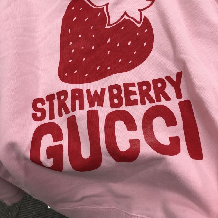 Gucci Gucci Strawberry Print Sweatshirt M Size US M / EU 48-50 / 2 - 7 Thumbnail