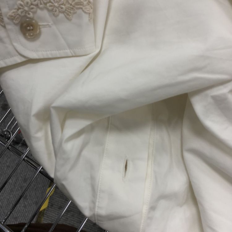 Gucci Gucci Lace Collar Button Up Shirt Size 40 Size S / US 4 / IT 40 - 8 Thumbnail