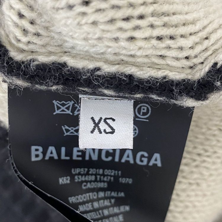 Balenciaga Balenciaga All-Over Logo Sweater XS Size XS / US 0-2 / IT 36-38 - 4 Thumbnail