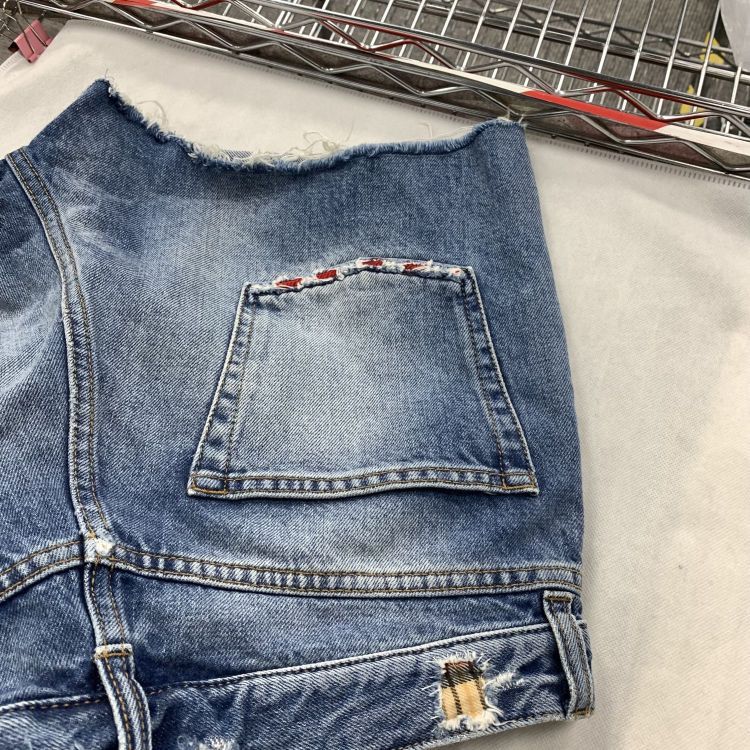 Saint Laurent Paris Saint Laurent Distressed Denim Shorts Size 29 Size US 29 - 10 Thumbnail