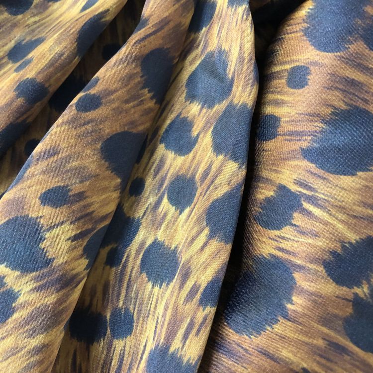 Saint Laurent Paris Saint Laurent Leopard Print Blouse Size 36 Size XS / US 0-2 / IT 36-38 - 5 Thumbnail