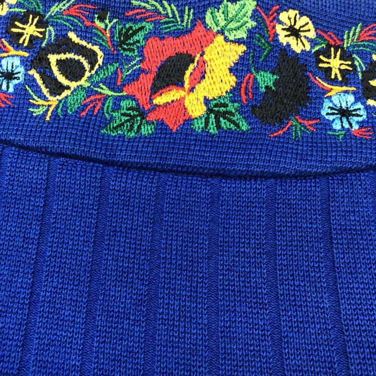 Saint Laurent Paris Saint Laurent Floral Embroidery Knit Top Size M Size M / US 6-8 / IT 42-44 - 4 Thumbnail