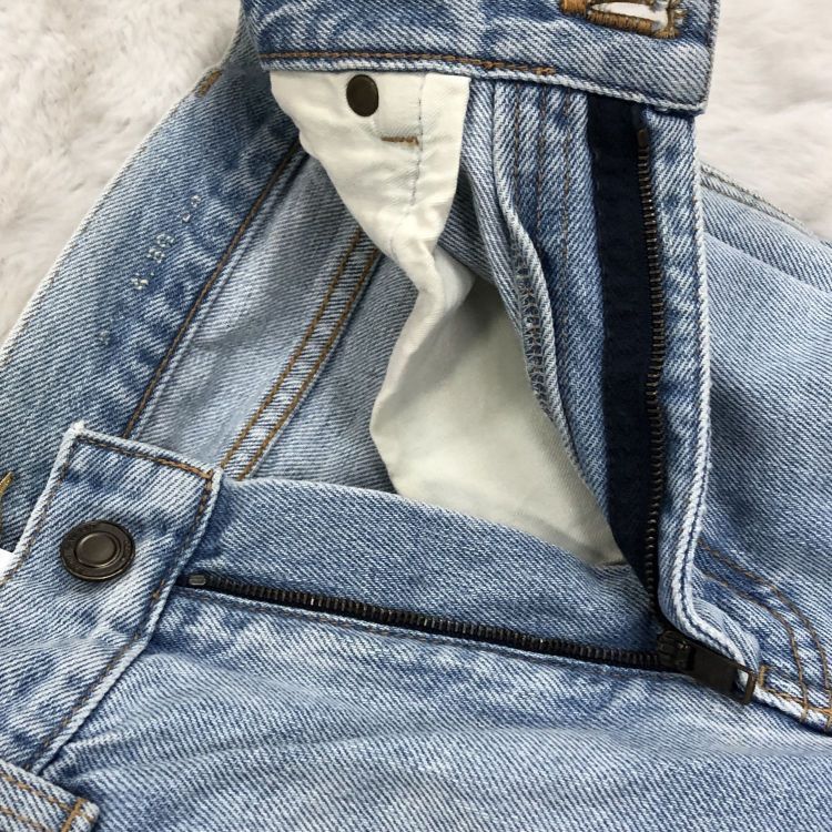 Saint Laurent Paris Saint Laurent Light Wash Denim Jeans Size 27 Size US 27 - 6 Thumbnail