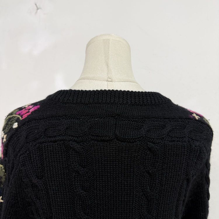 Saint Laurent Paris Saint Laurent Floral Embroidered Cable Knit Sweater Size S Size US S / EU 44-46 / 1 - 10 Thumbnail