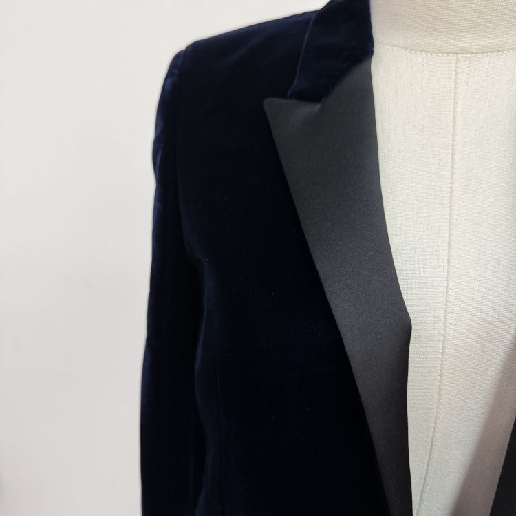 Saint Laurent Paris Saint Laurent Velvet Blazer Size F36 Size XS / US 0-2 / IT 36-38 - 7 Thumbnail