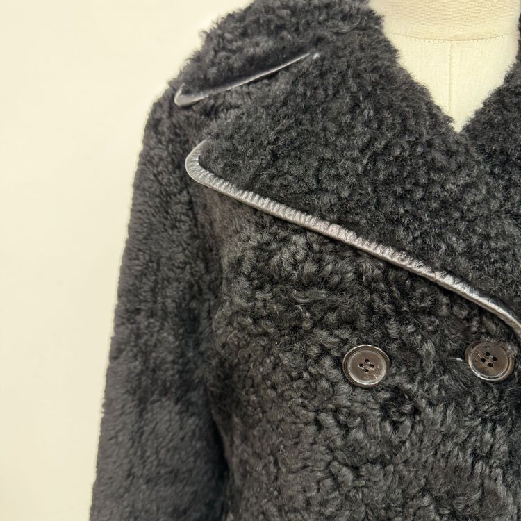 Saint Laurent Paris Saint Laurent Lamb Fur Coat Size S Size US S / EU 44-46 / 1 - 7 Thumbnail