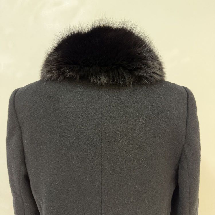 Yves Saint Laurent Yves Saint Laurent Fur Collar Wool Coat Size M Size M / US 6-8 / IT 42-44 - 9 Thumbnail