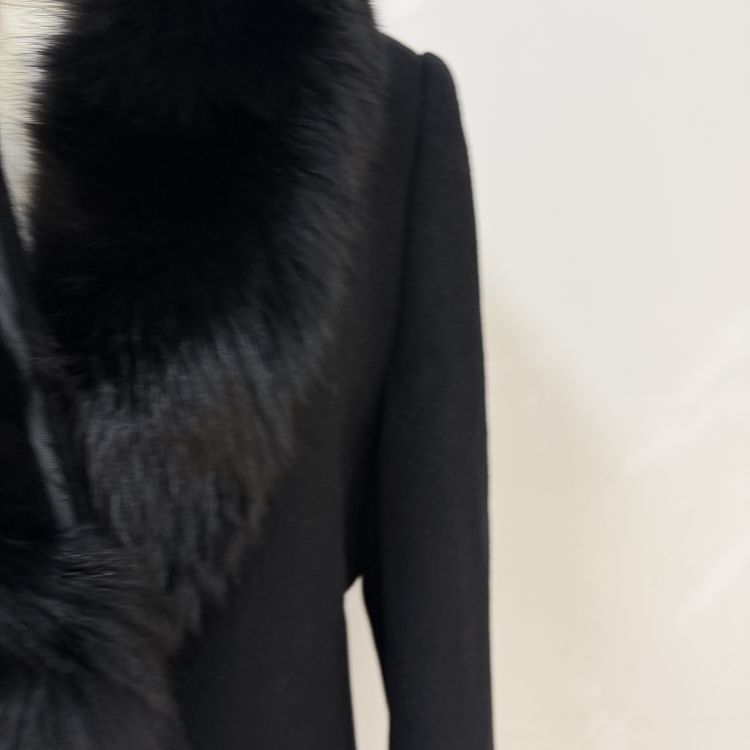 Yves Saint Laurent Yves Saint Laurent Fur Collar Wool Coat Size M Size M / US 6-8 / IT 42-44 - 7 Thumbnail