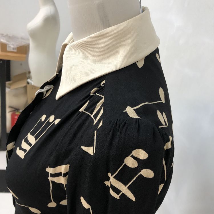 Saint Laurent Paris Saint Laurent Music Note Dress Size 34 Size XS / US 0-2 / IT 36-38 - 7 Thumbnail