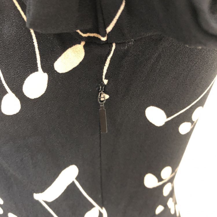 Saint Laurent Paris Saint Laurent Music Note Dress Size 34 Size XS / US 0-2 / IT 36-38 - 9 Thumbnail