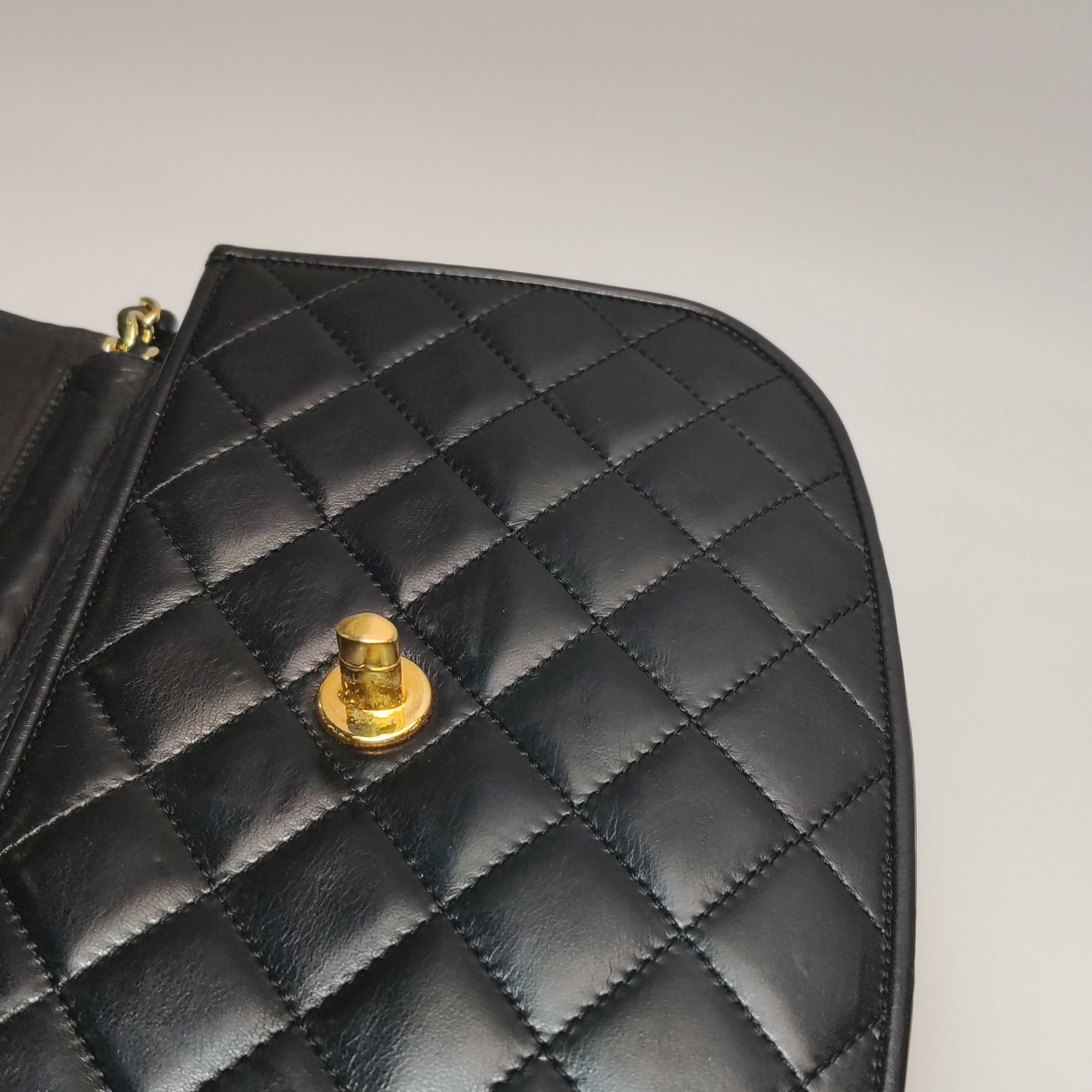Chanel Chanel Women os Shoulder Bags Size ONE SIZE - 19 Thumbnail