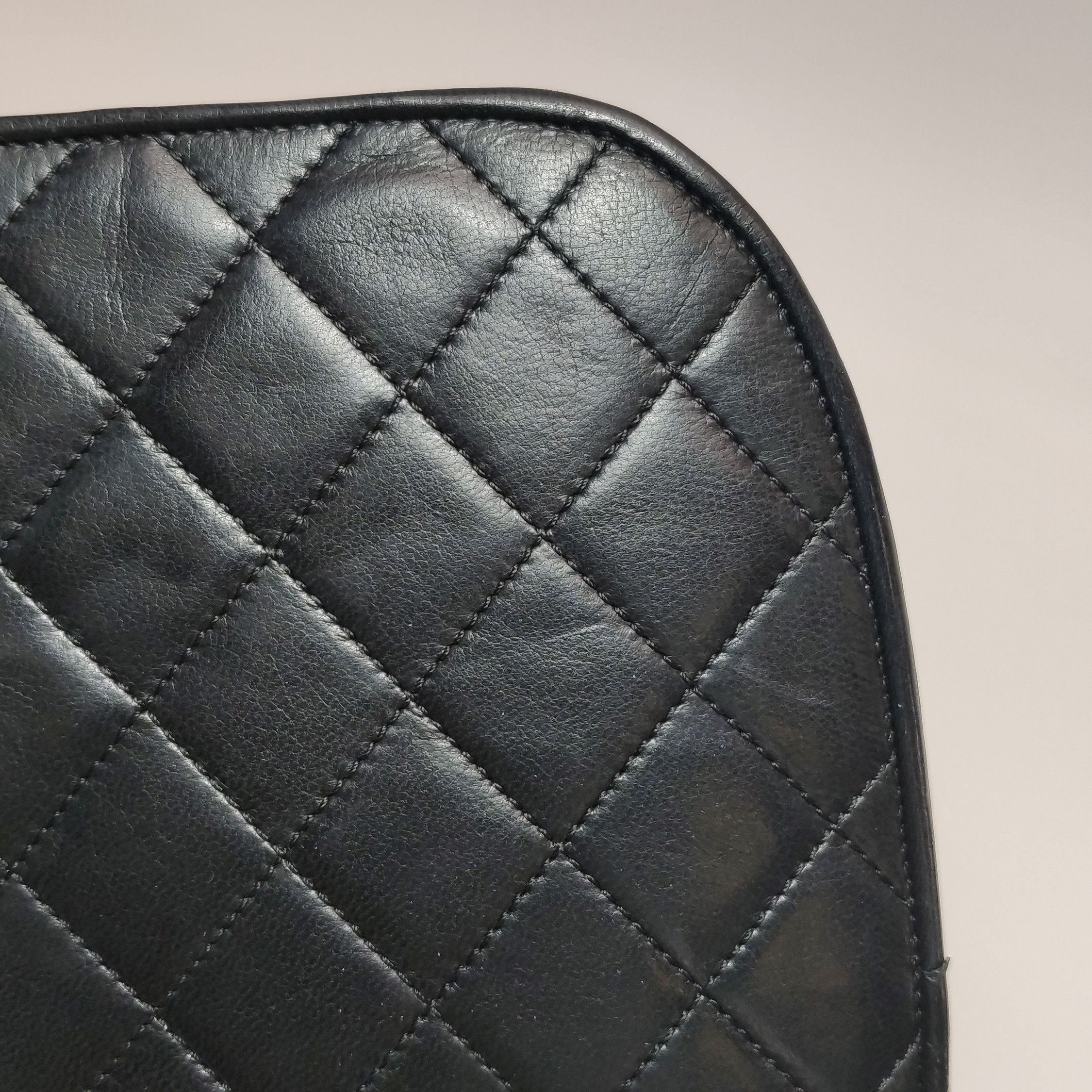 Chanel Chanel Women os Shoulder Bags Size ONE SIZE - 16 Thumbnail