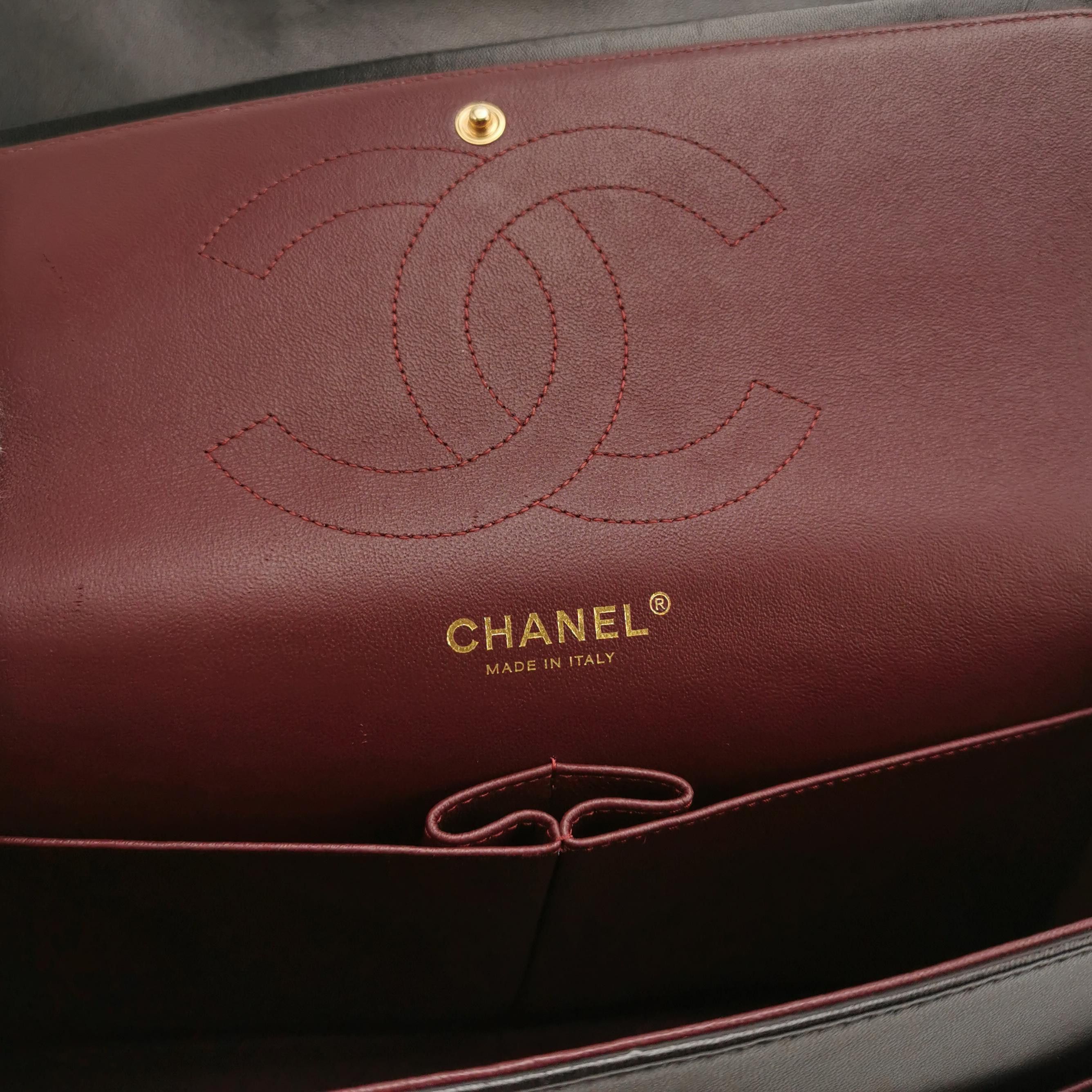Chanel Chanel Women os Shoulder Bags Size ONE SIZE - 8 Thumbnail