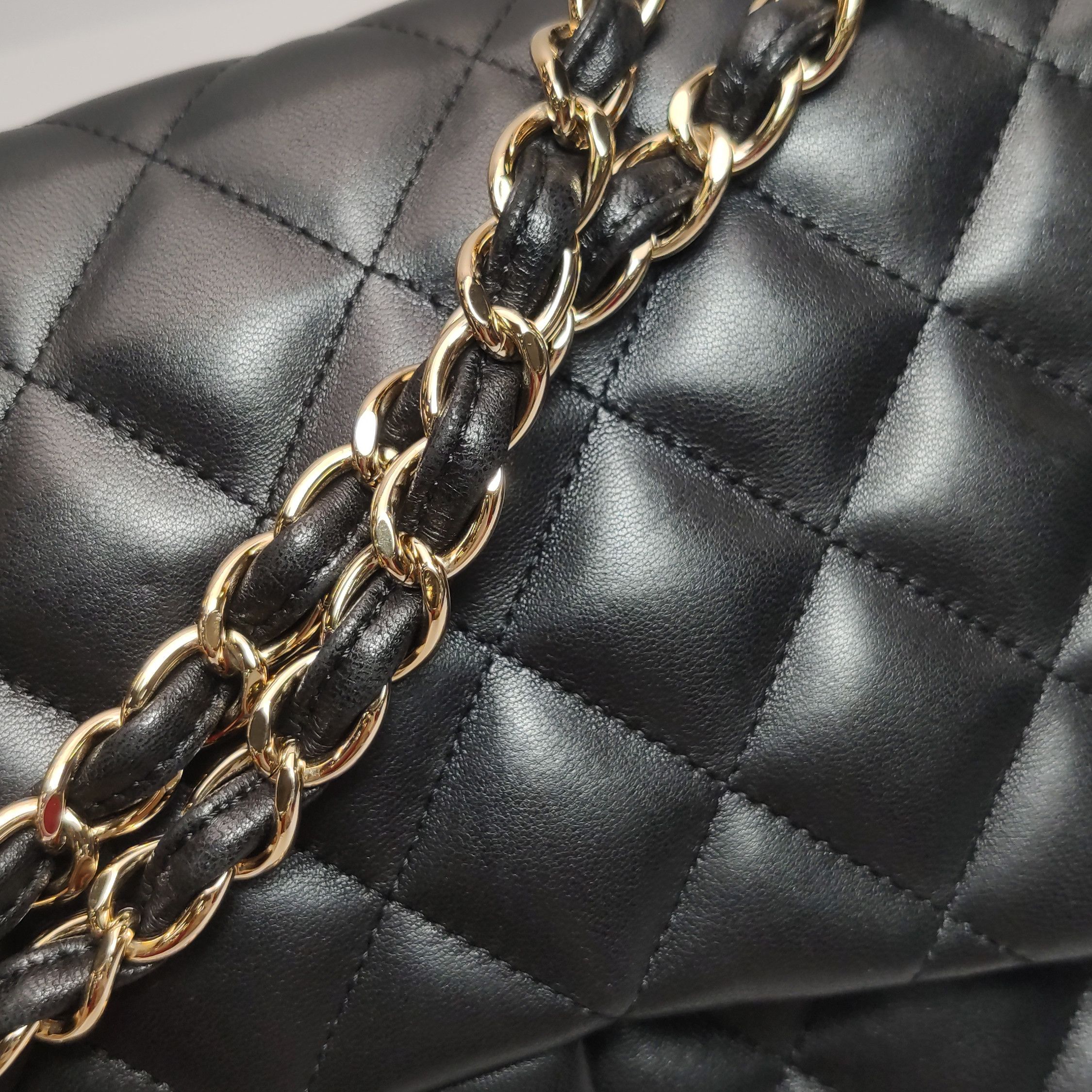 Chanel Chanel Women os Shoulder Bags Size ONE SIZE - 23 Thumbnail