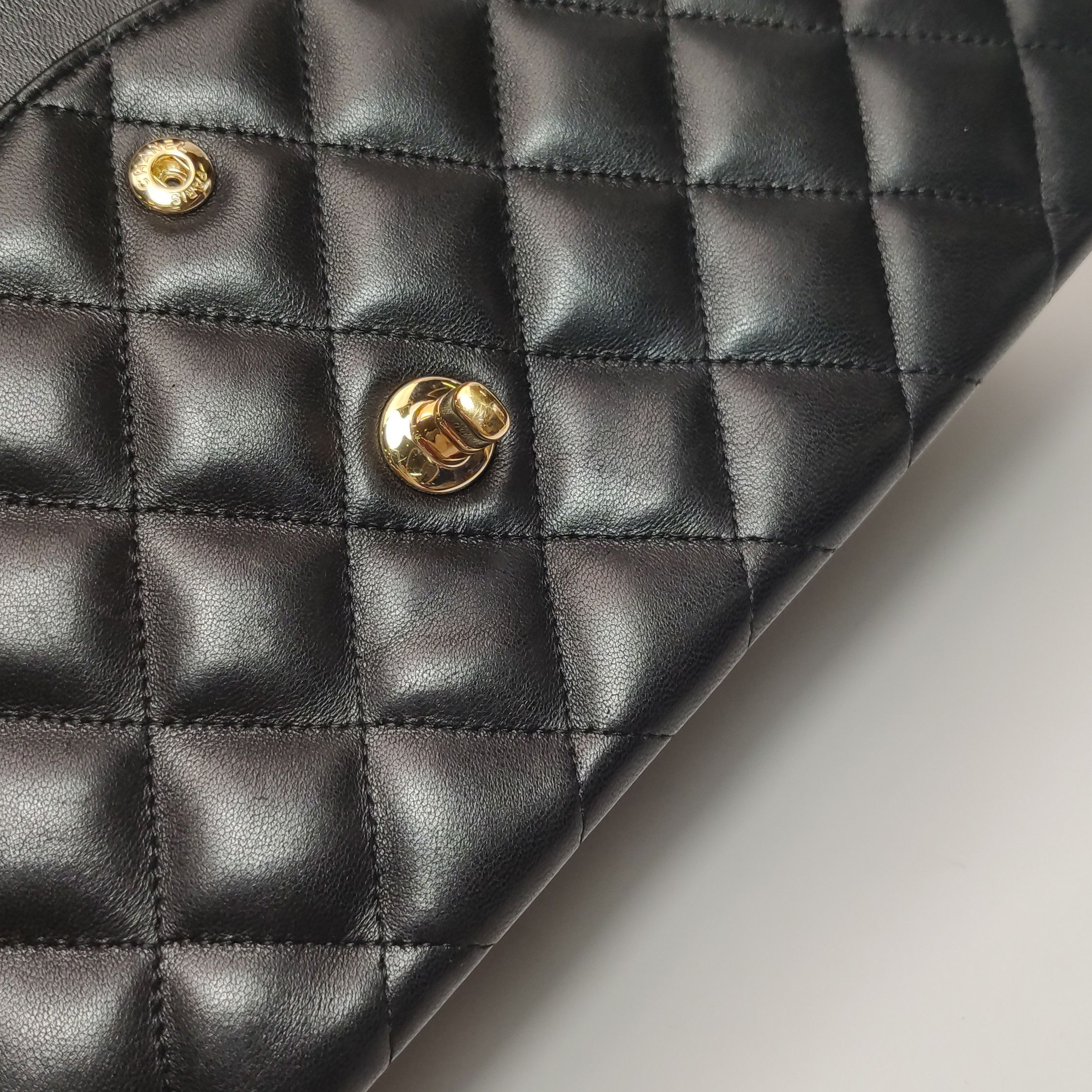 Chanel Chanel Women os Shoulder Bags Size ONE SIZE - 21 Thumbnail
