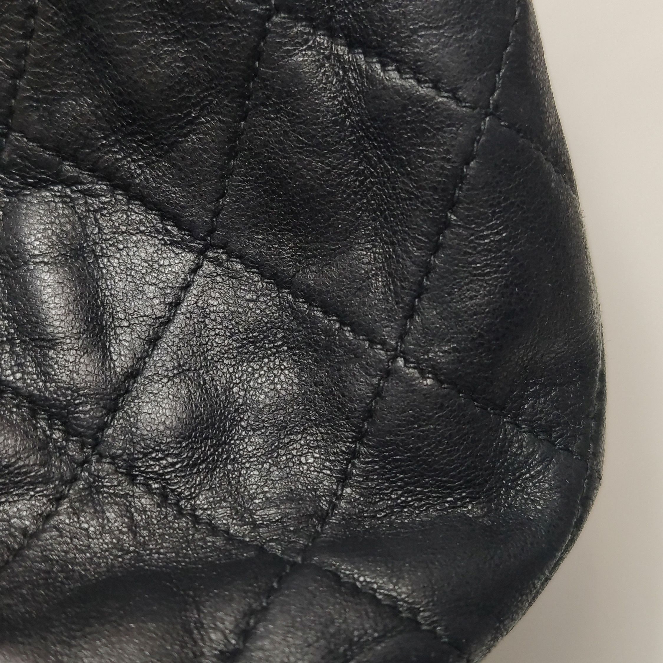 Chanel Chanel Women os Crossbody Bags Size ONE SIZE - 17 Thumbnail