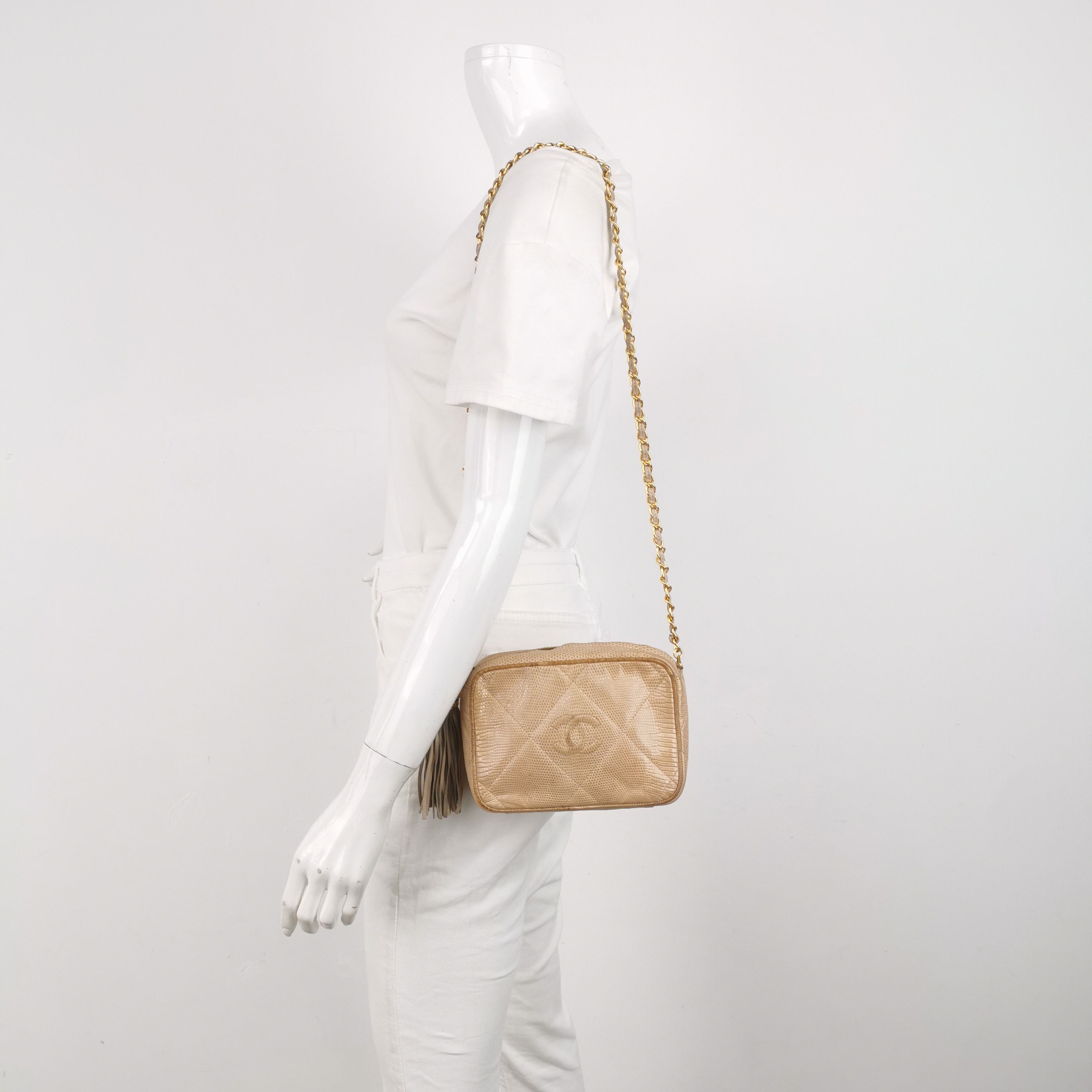Chanel Chanel Women os Shoulder Bags Size ONE SIZE - 2 Thumbnail
