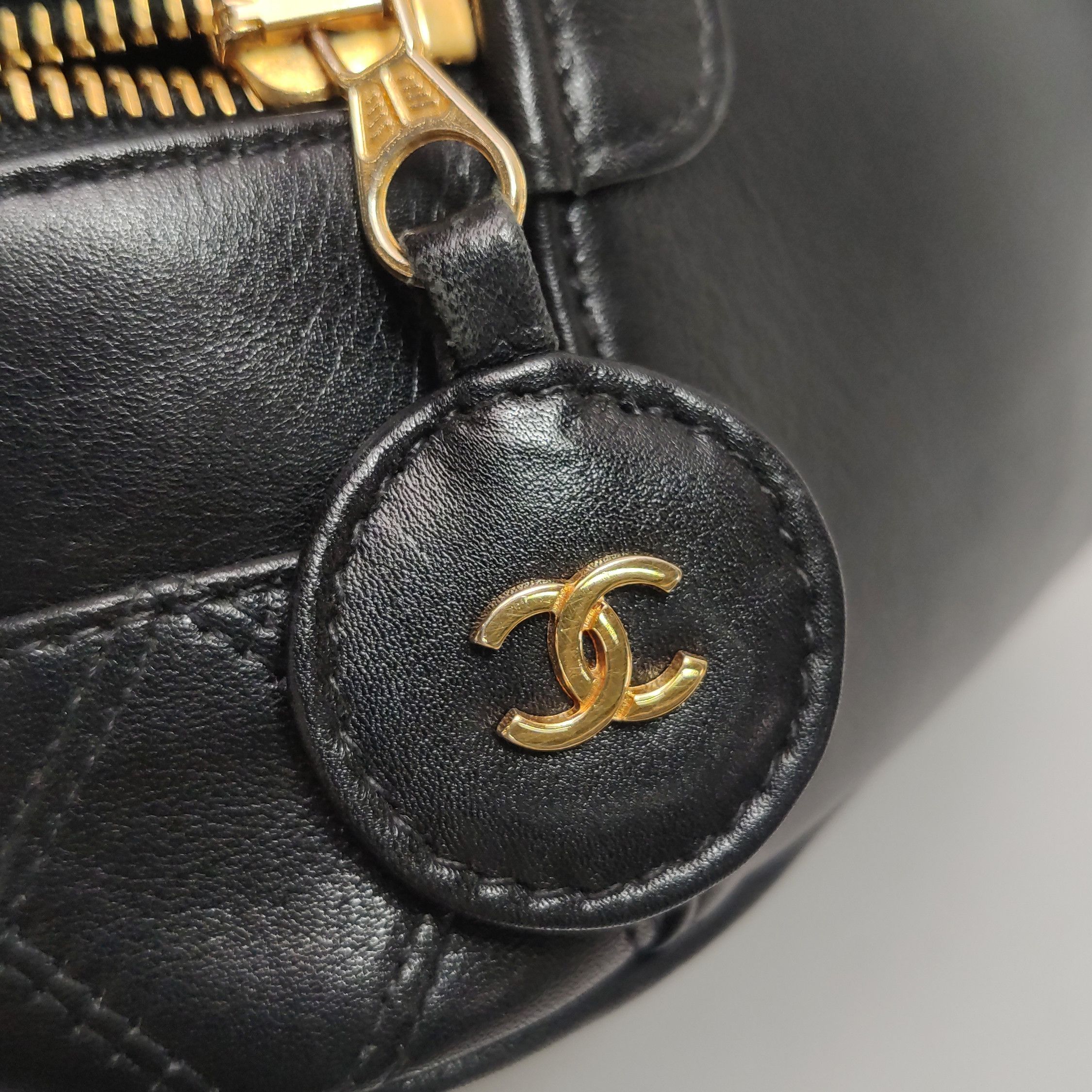 Chanel Chanel Women os Tote Bags Size ONE SIZE - 18 Thumbnail