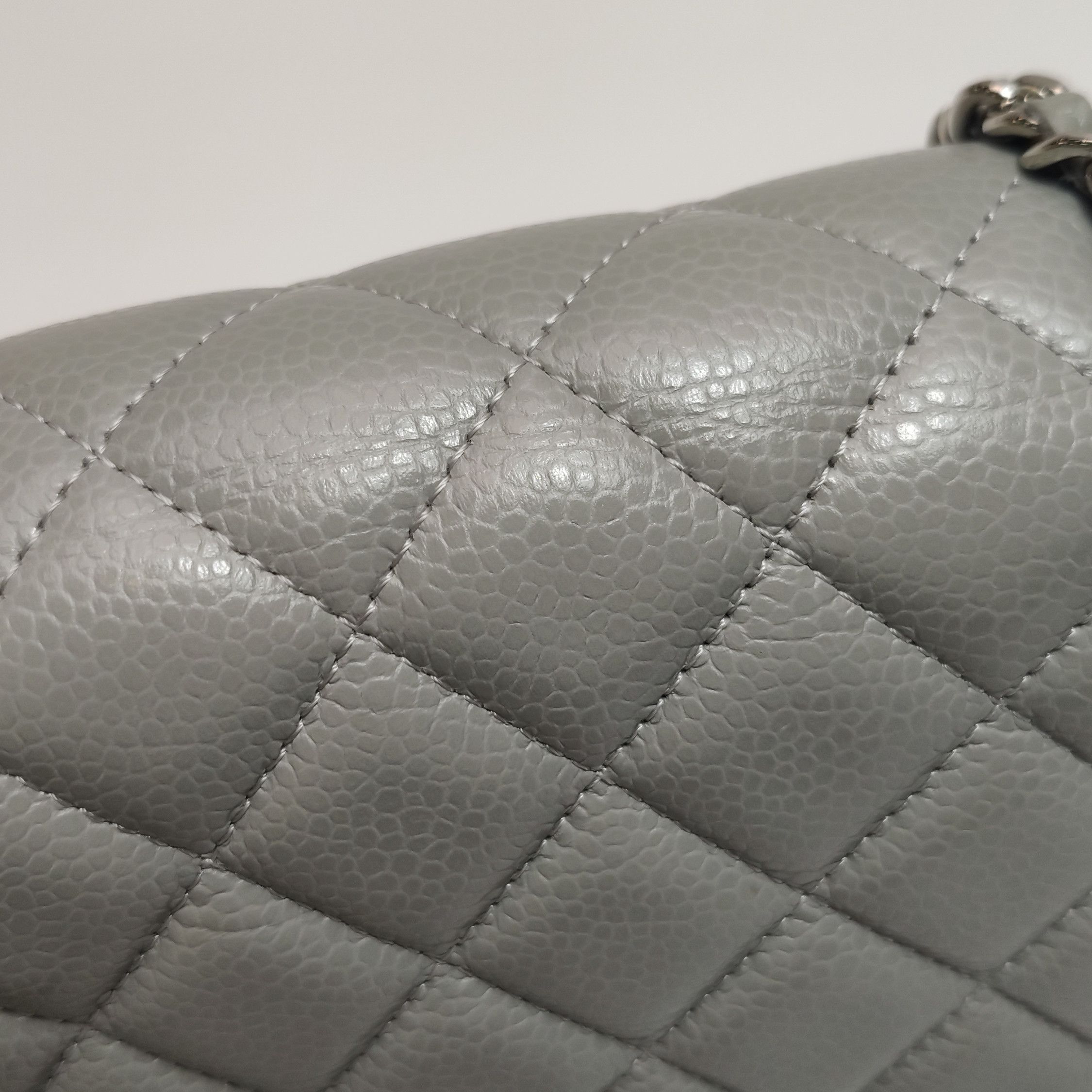 Chanel Chanel Women os Shoulder Bags Size ONE SIZE - 23 Thumbnail