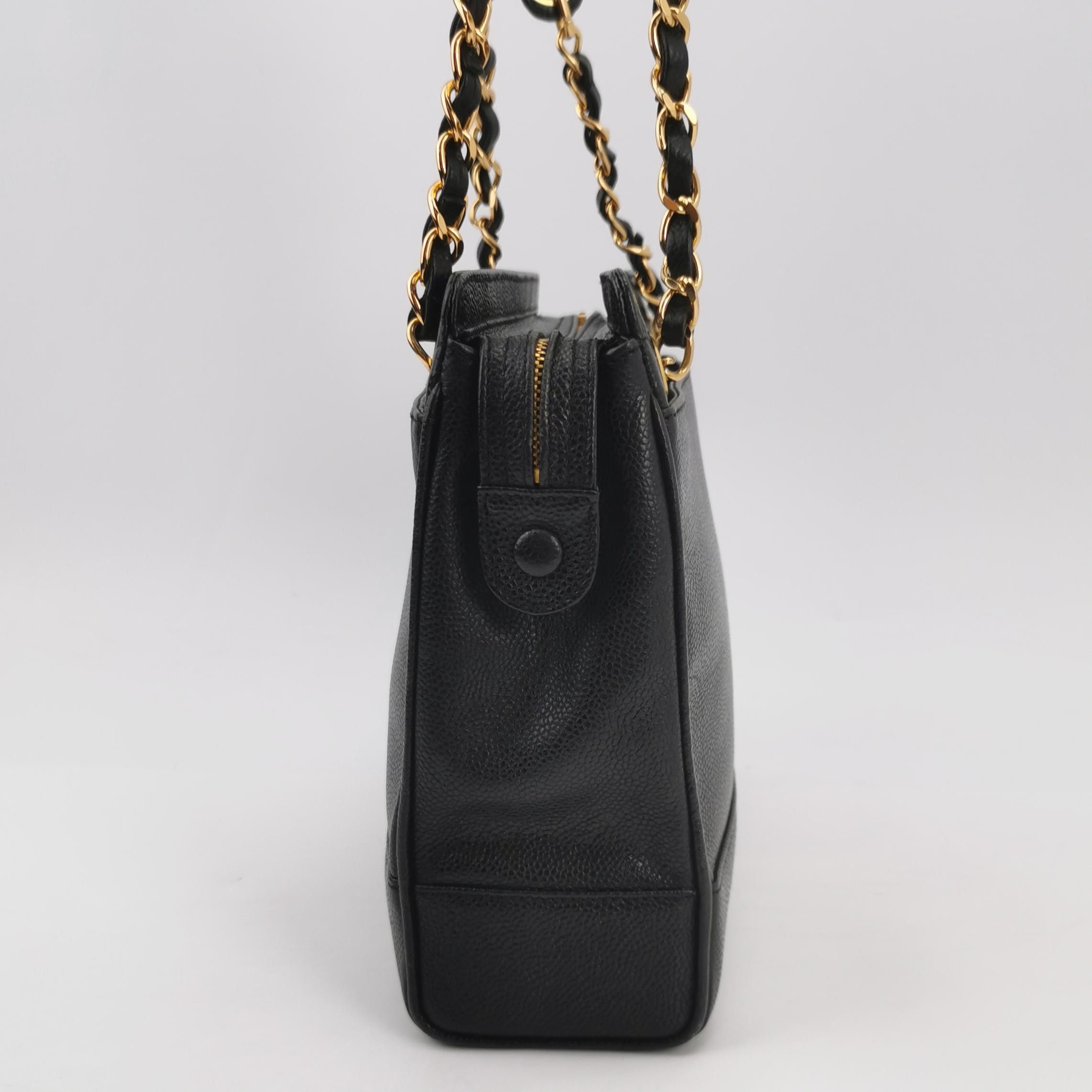 Chanel Chanel Women os Shoulder Bags Size ONE SIZE - 3 Thumbnail