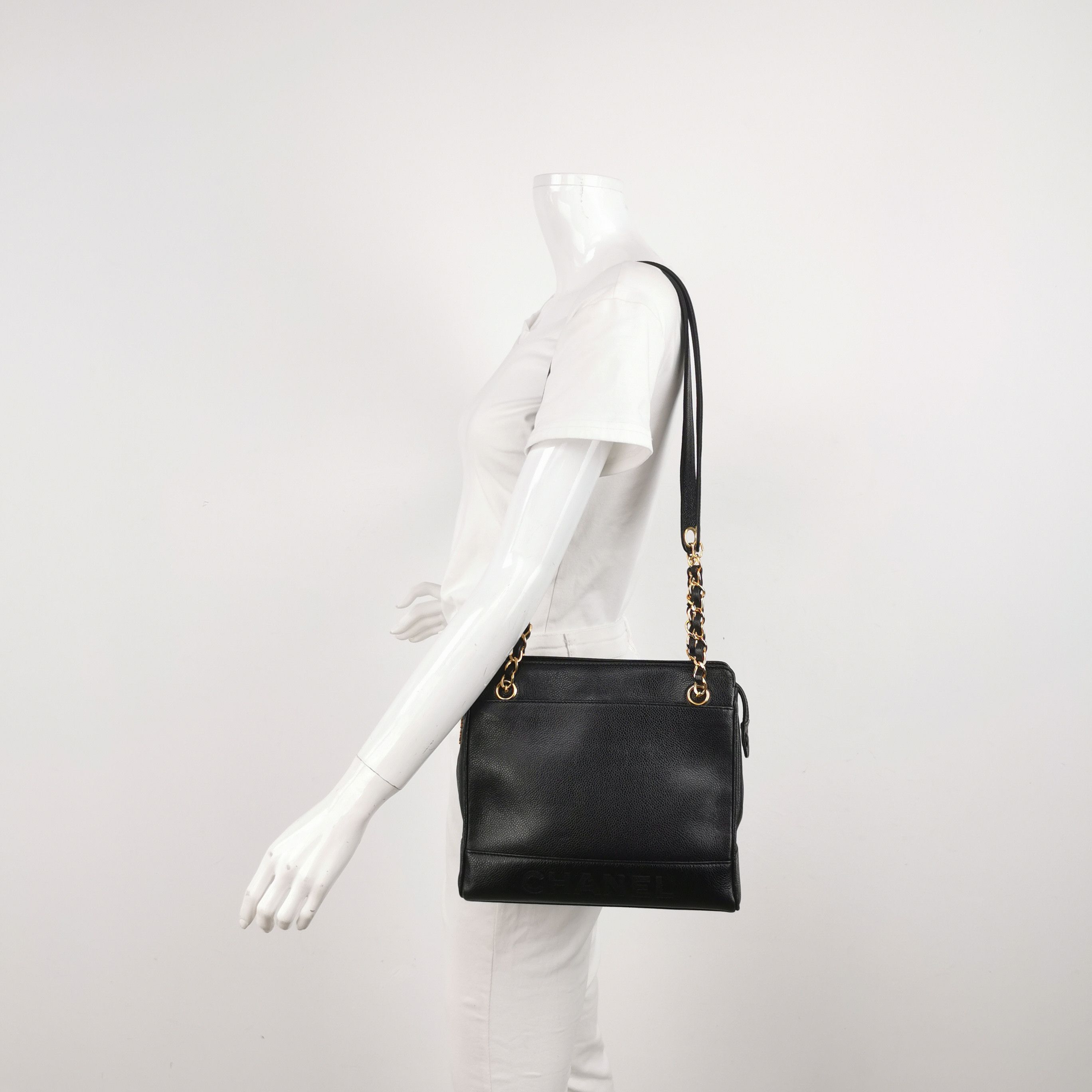 Chanel Chanel Women os Shoulder Bags Size ONE SIZE - 2 Thumbnail