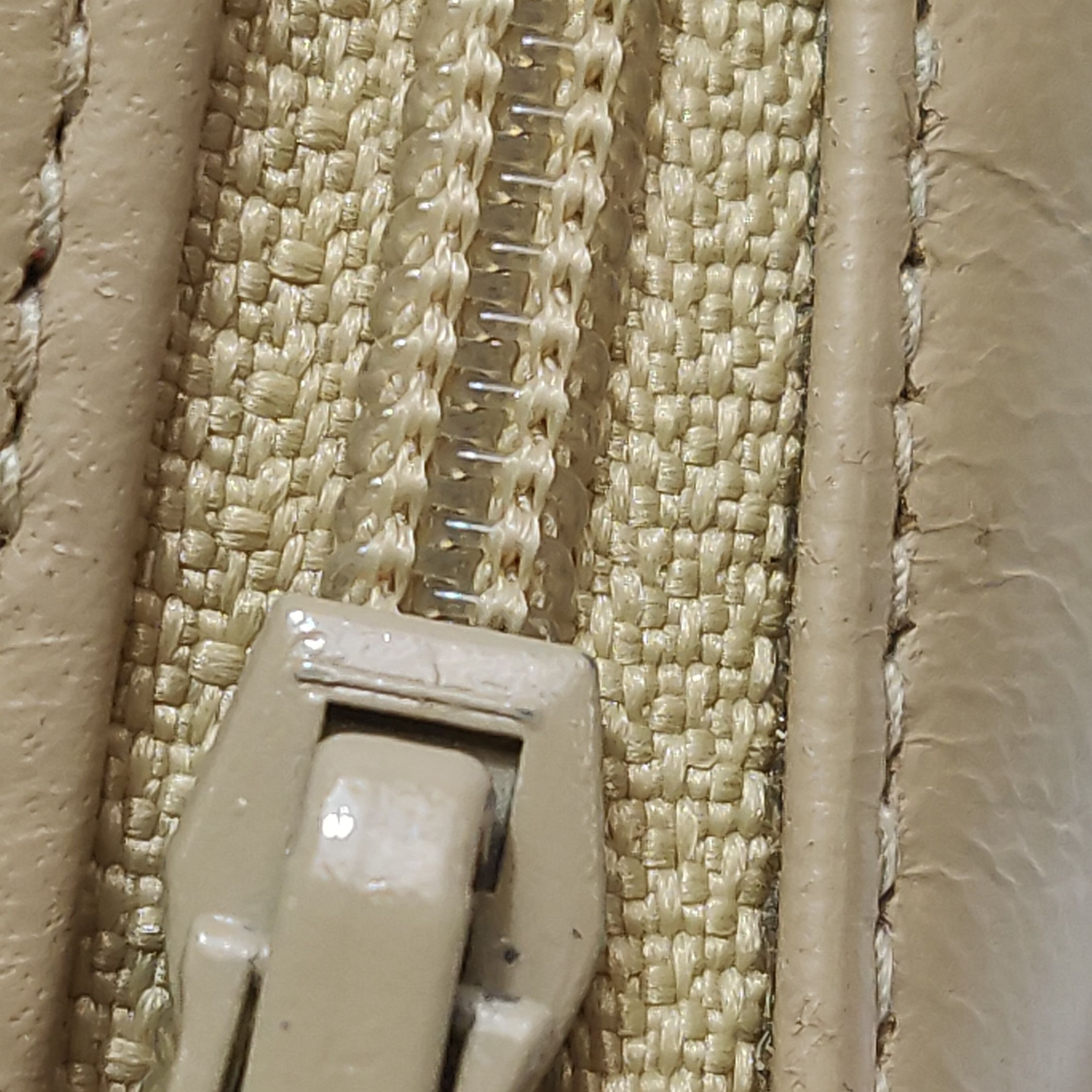 Chanel Chanel Women os Tote Bags Size ONE SIZE - 10 Thumbnail