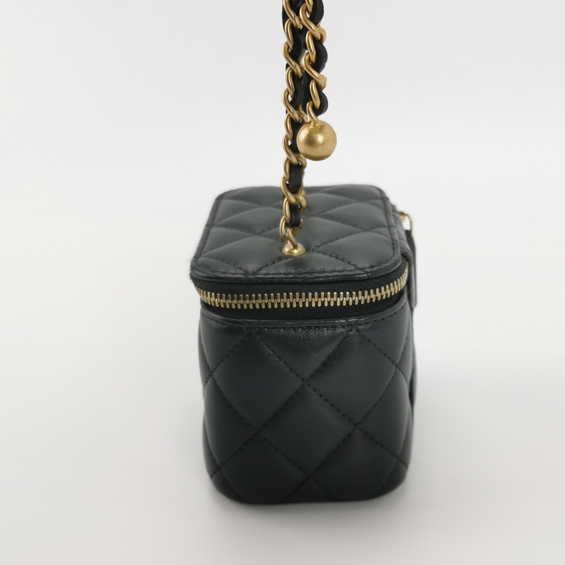 Chanel Chanel Women os Crossbody Bags Size ONE SIZE - 3 Thumbnail