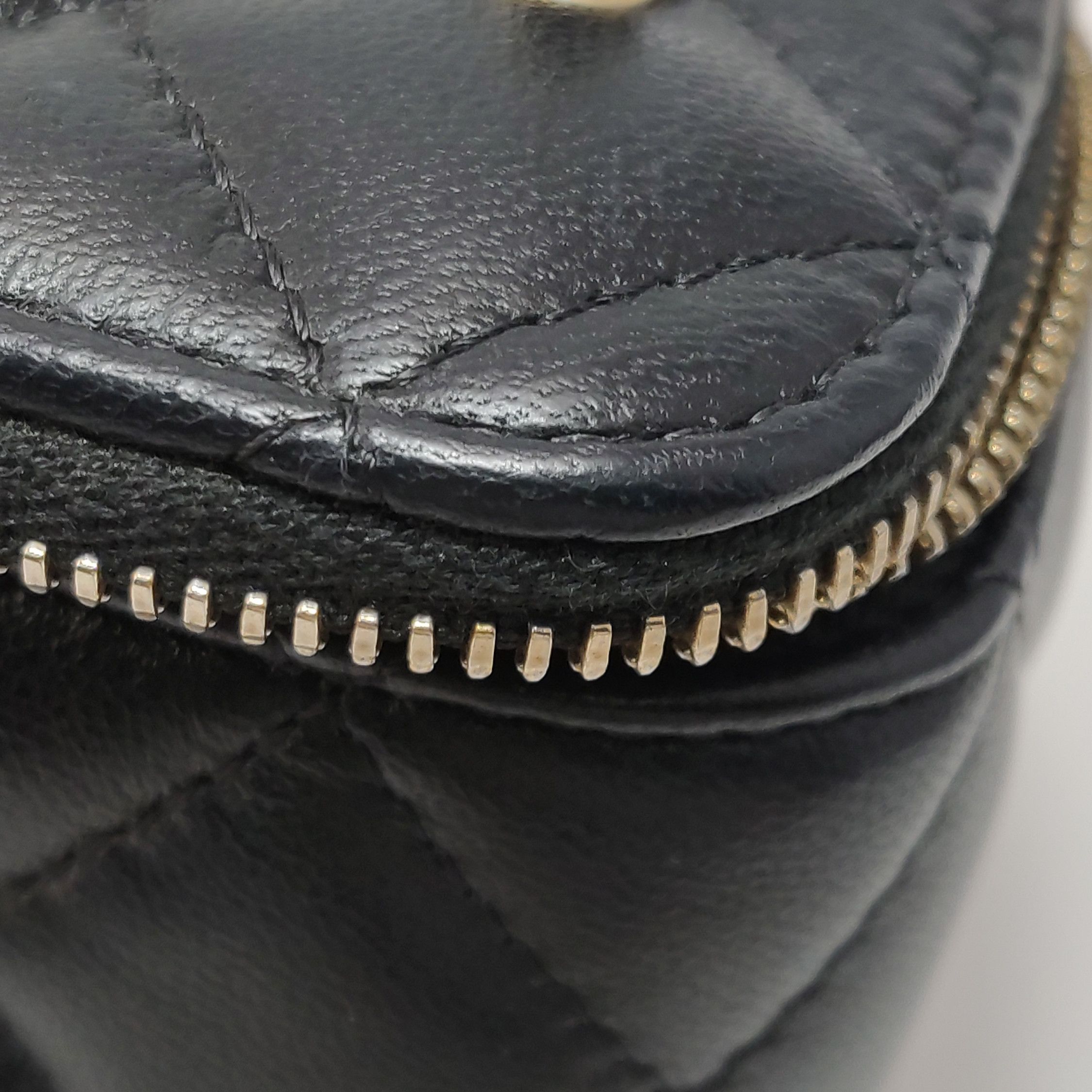 Chanel Chanel Women os Crossbody Bags Size ONE SIZE - 18 Thumbnail