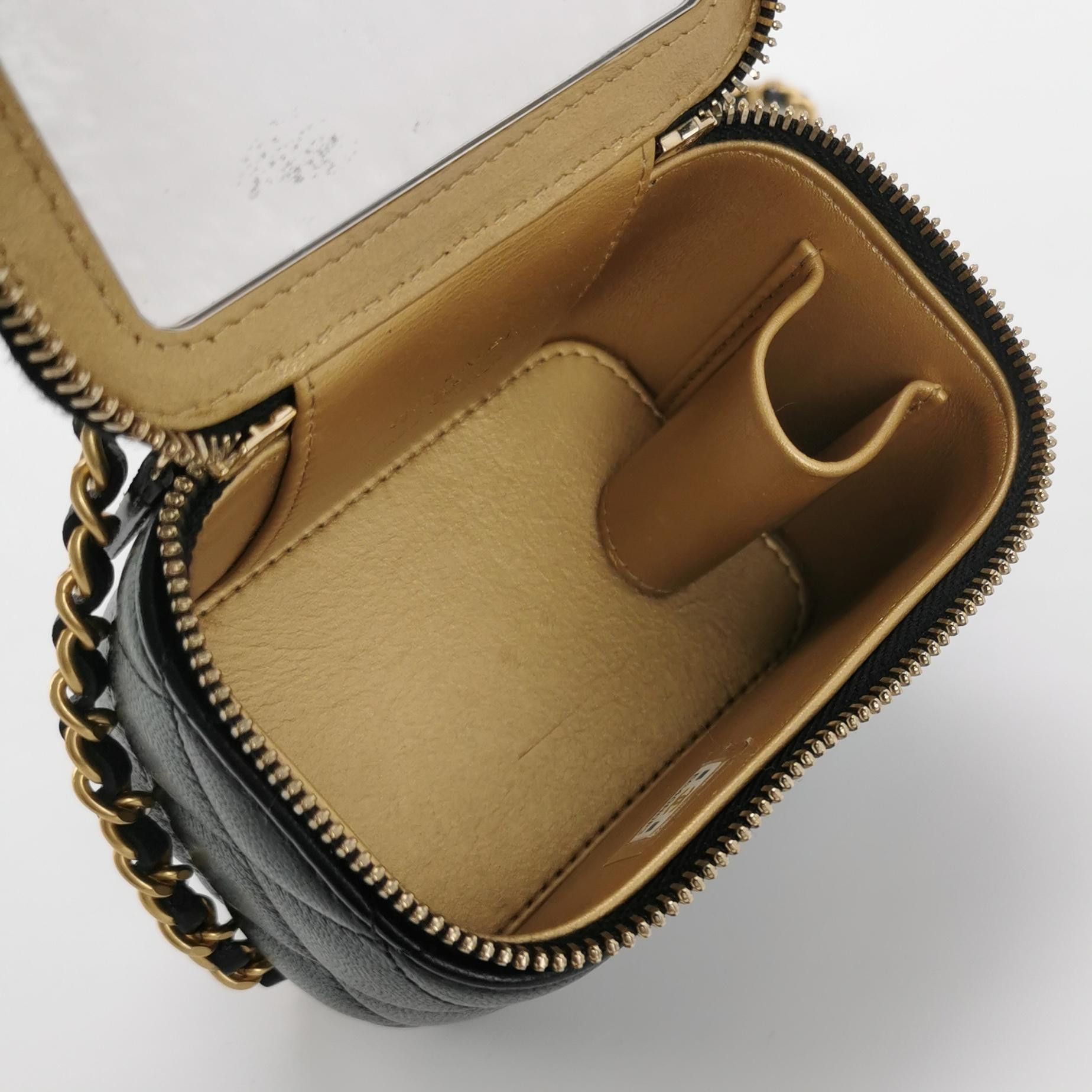 Chanel Chanel Women os Crossbody Bags Size ONE SIZE - 7 Thumbnail