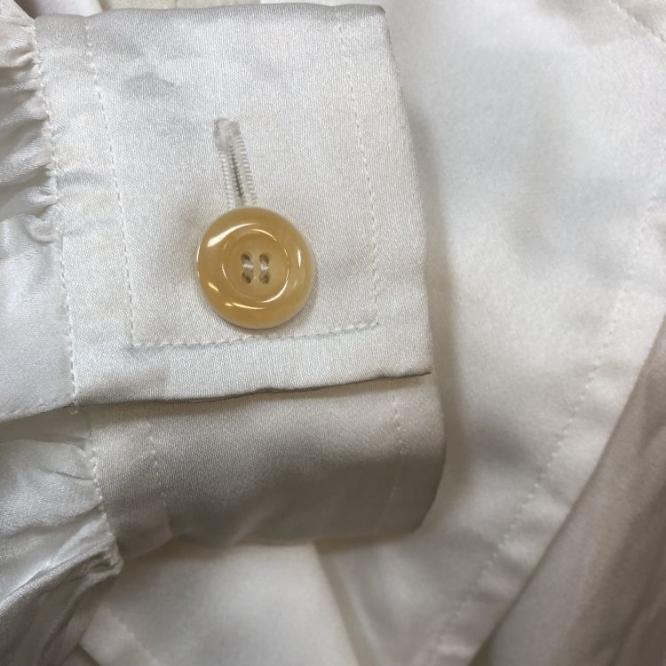 Yves Saint Laurent Yves Saint Laurent White Double Breasted Blouse Size M Size M / US 6-8 / IT 42-44 - 5 Thumbnail