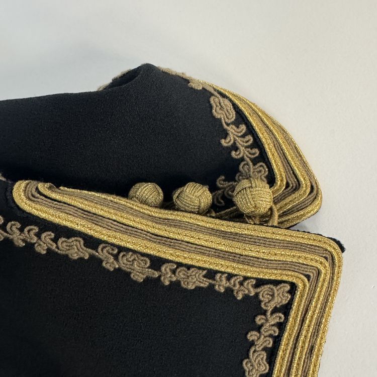 Saint Laurent Paris Saint Laurent Gold Embroidery Shorts Size 34 Size 25" / US 0 / IT 36 - 8 Thumbnail