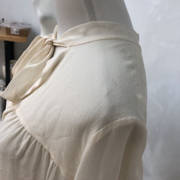 Saint Laurent Paris Saint Laurent Silk Tie Neck Blouse Size 36 Size XS / US 0-2 / IT 36-38 - 8 Thumbnail