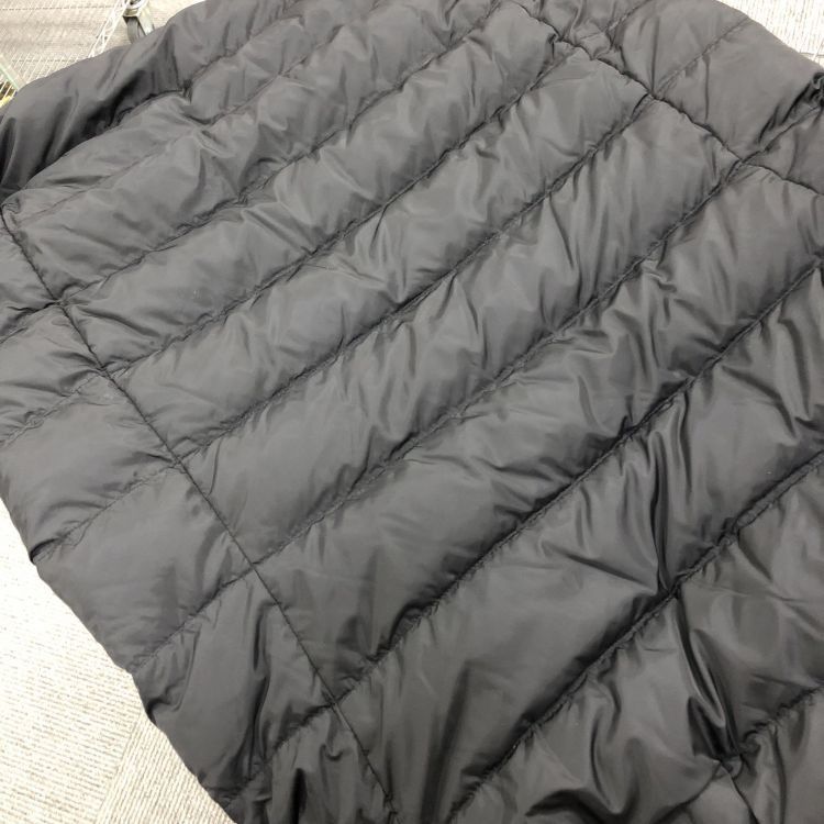 Prada Prada Fur Trim Puffer Coat Size 46 Size L / US 10 / IT 46 - 11 Thumbnail