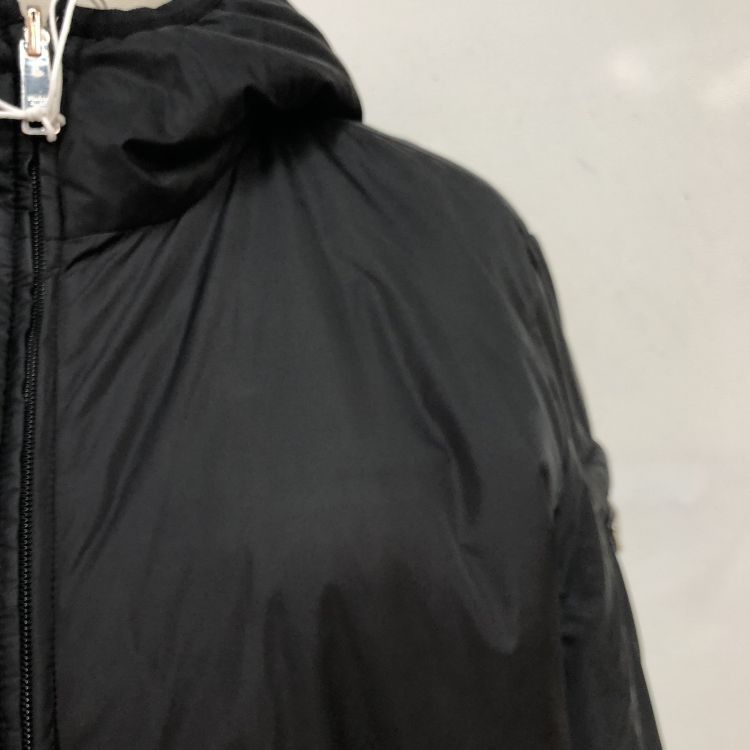 Prada Prada Quilted Hooded Jacket Size 48 Size US M / EU 48-50 / 2 - 15 Thumbnail