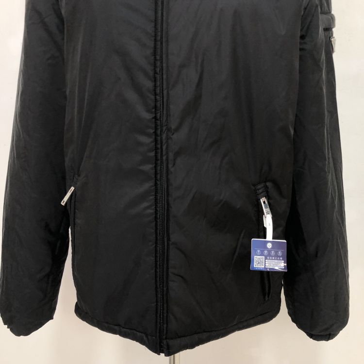 Prada Prada Quilted Hooded Jacket Size 48 Size US M / EU 48-50 / 2 - 16 Thumbnail