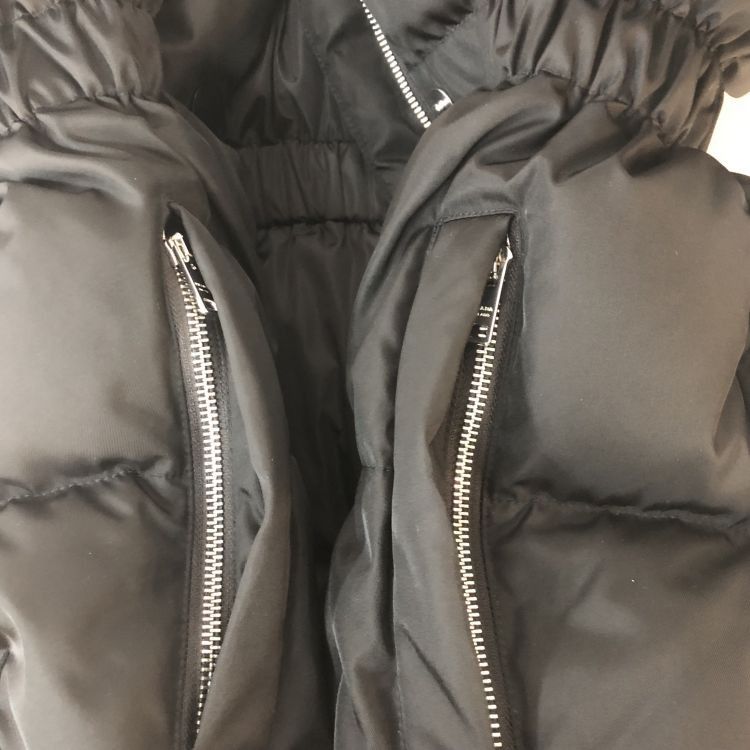 Prada Prada Re-Nylon Triangle Pocket Down Jacket Size 36 Size XS / US 0-2 / IT 36-38 - 14 Thumbnail