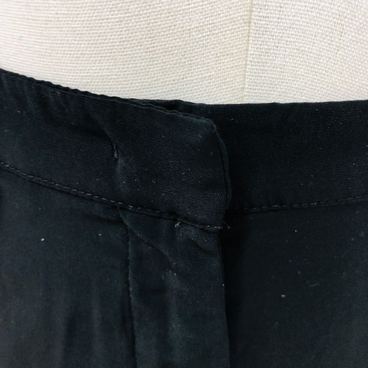 Prada Prada Black Shorts Size 38 Size 26" / US 2 / IT 38 - 4 Thumbnail
