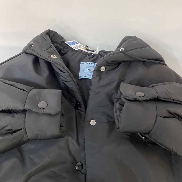 Prada Prada Re-Nylon Hooded Puffer Coat Size 38 Size XS / US 0-2 / IT 36-38 - 13 Thumbnail