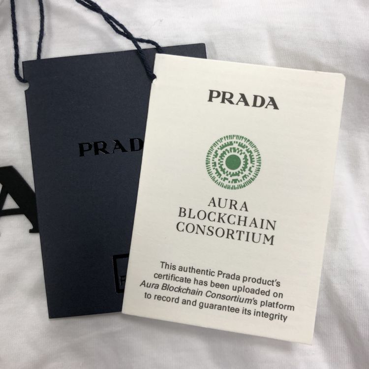 Prada Prada Logo T-Shirt Size L Size L / US 10 / IT 46 - 11 Thumbnail