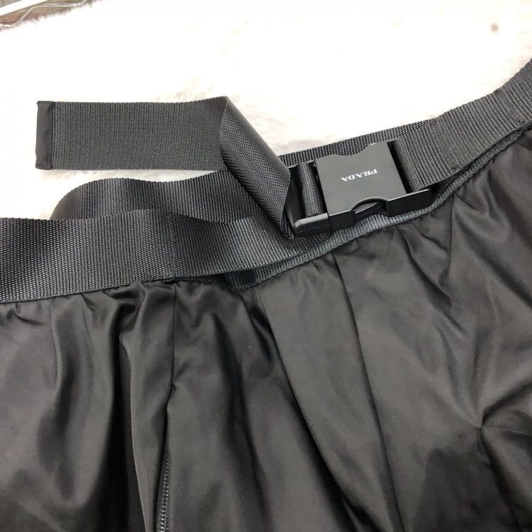 Prada Prada Re-Nylon Mini Skirt Size 38 Size 26" / US 2 / IT 38 - 7 Thumbnail