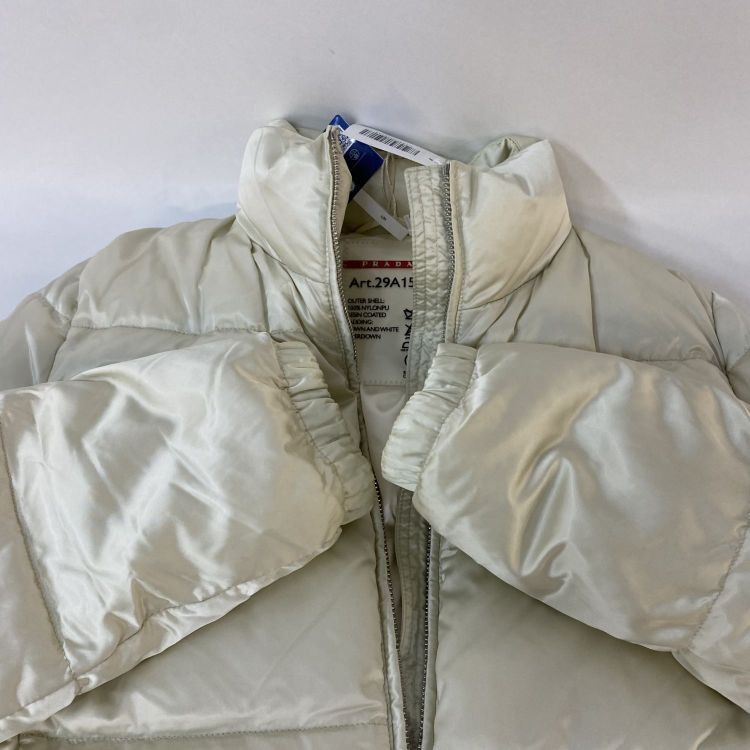 Prada Prada Logo Plaque Down Jacket Size 40 Size S / US 4 / IT 40 - 11 Thumbnail