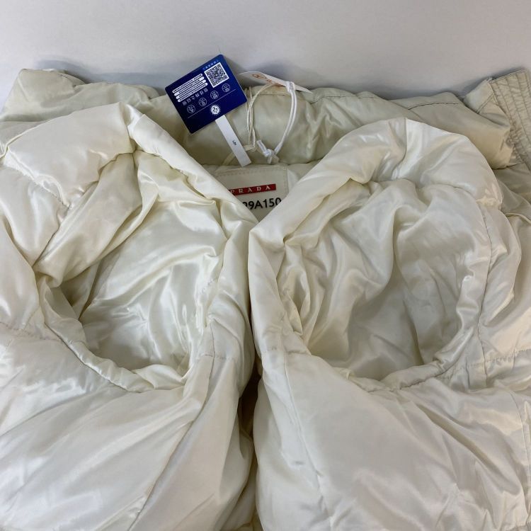 Prada Prada Logo Plaque Down Jacket Size 40 Size S / US 4 / IT 40 - 10 Thumbnail