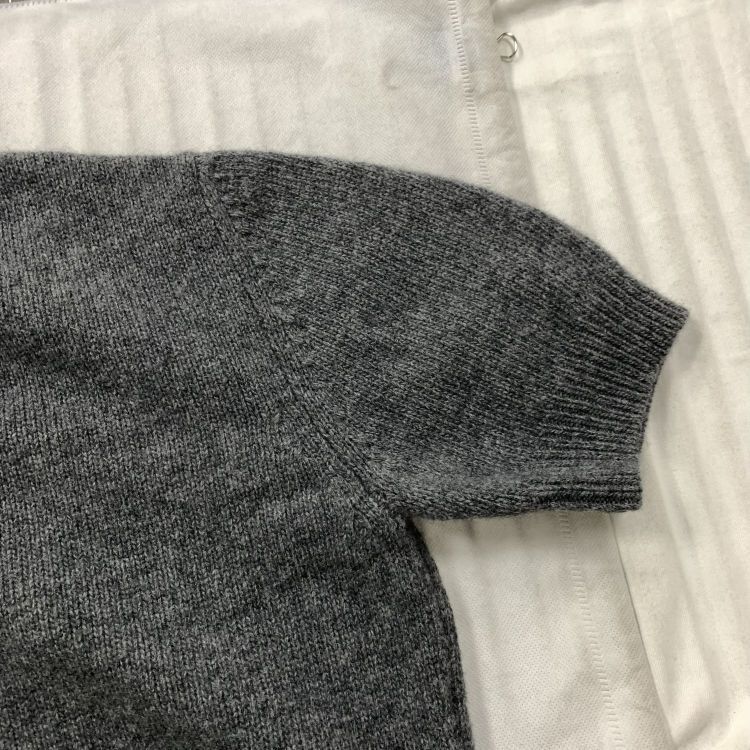 Prada Prada Embroidered Logo Wool Sweater Size M Size US M / EU 48-50 / 2 - 9 Thumbnail