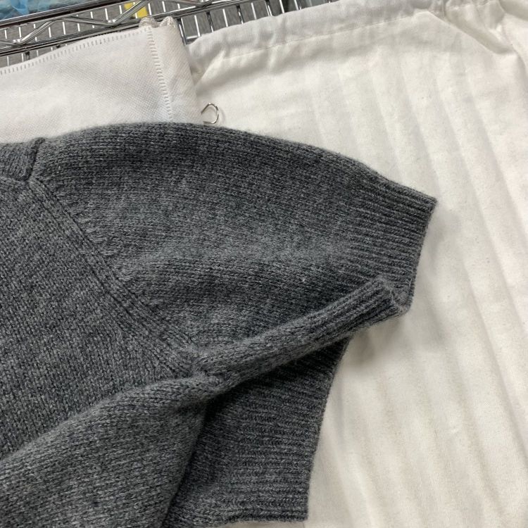 Prada Prada Embroidered Logo Wool Sweater Size M Size US M / EU 48-50 / 2 - 10 Thumbnail
