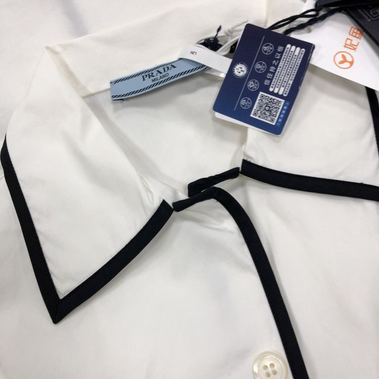 Prada Prada White Logo Button Up Shirt Size 38 Size XS / US 0-2 / IT 36-38 - 9 Thumbnail
